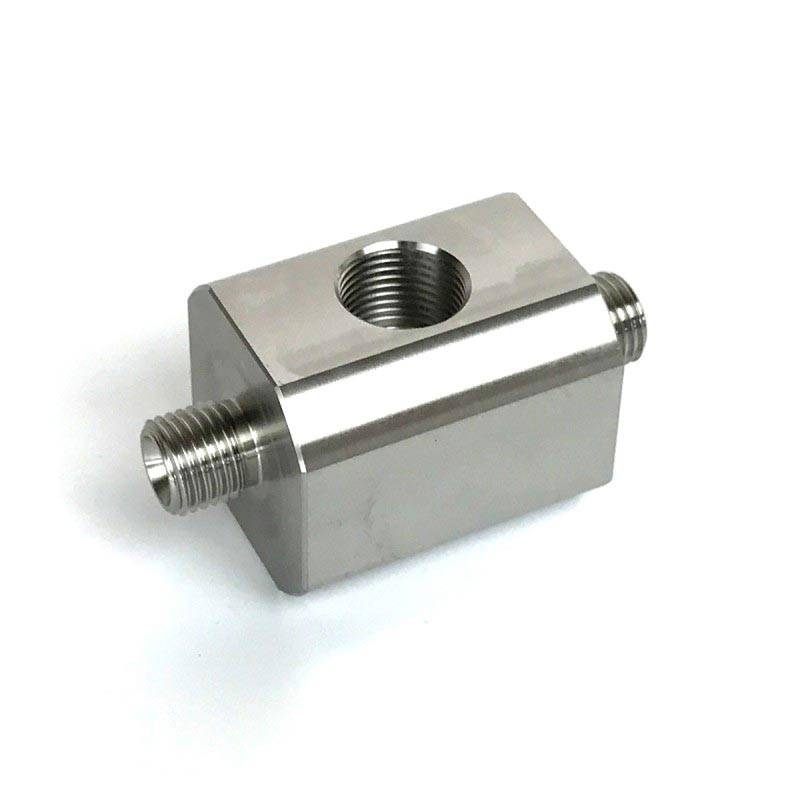 Image of Fleece Performance Dual Pump Junction Block With Rail Sensor Port For 07.5-18 6.7L Cummins