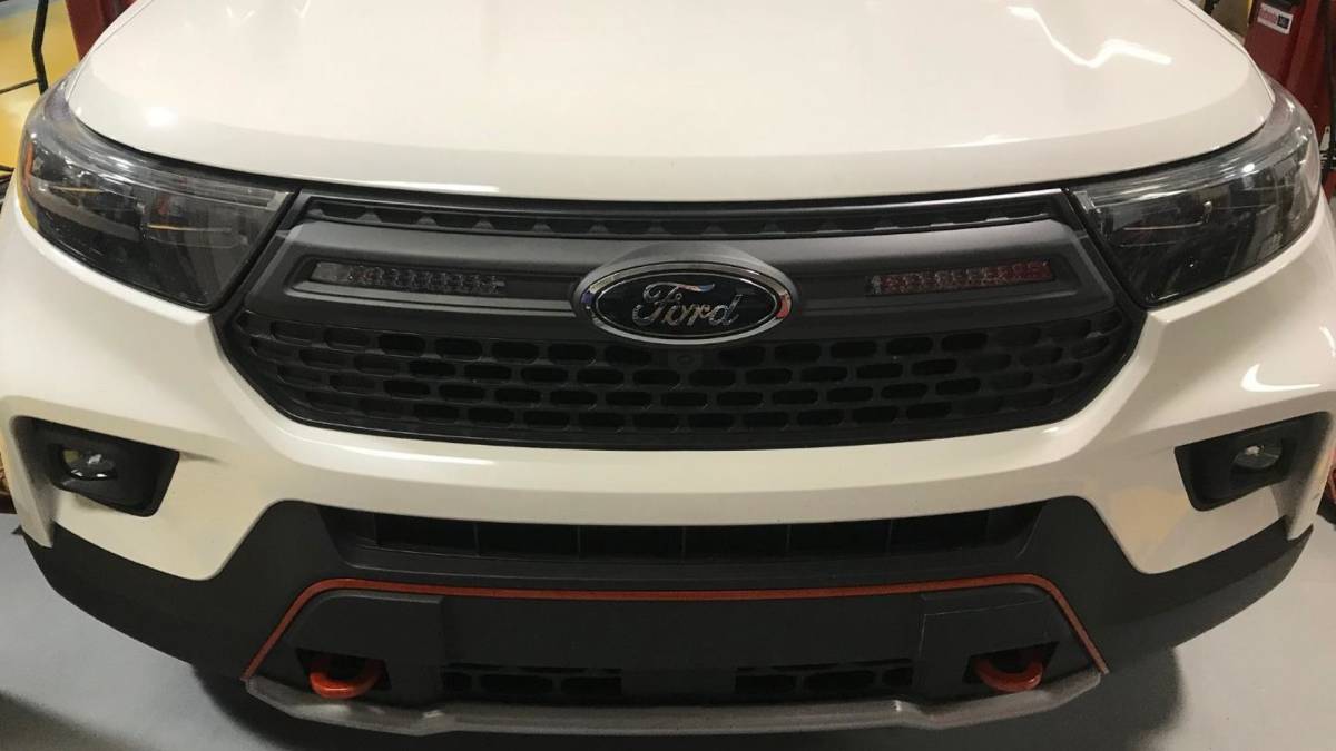 Ford Performance Parts Off-Road Grill Light Kit For 2021+ Explorer